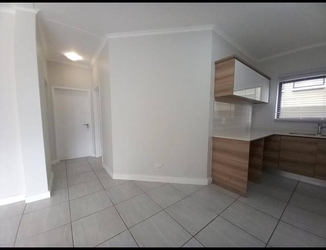 3 BEDROOM APARTMENT FOR SALE IN WATERFALL